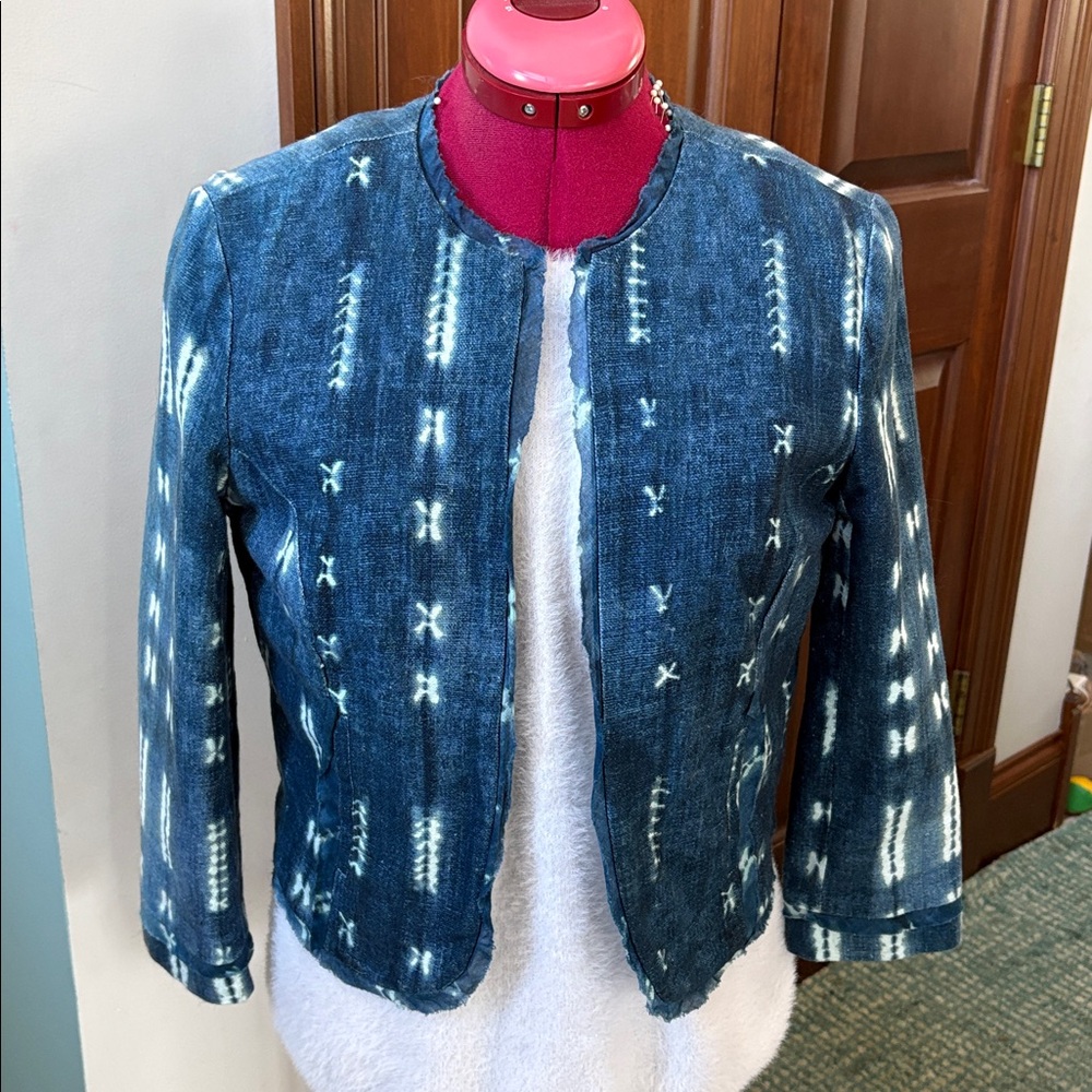 Lil   Jean jacket  bleached blue denim patterned/white  collarlless open front